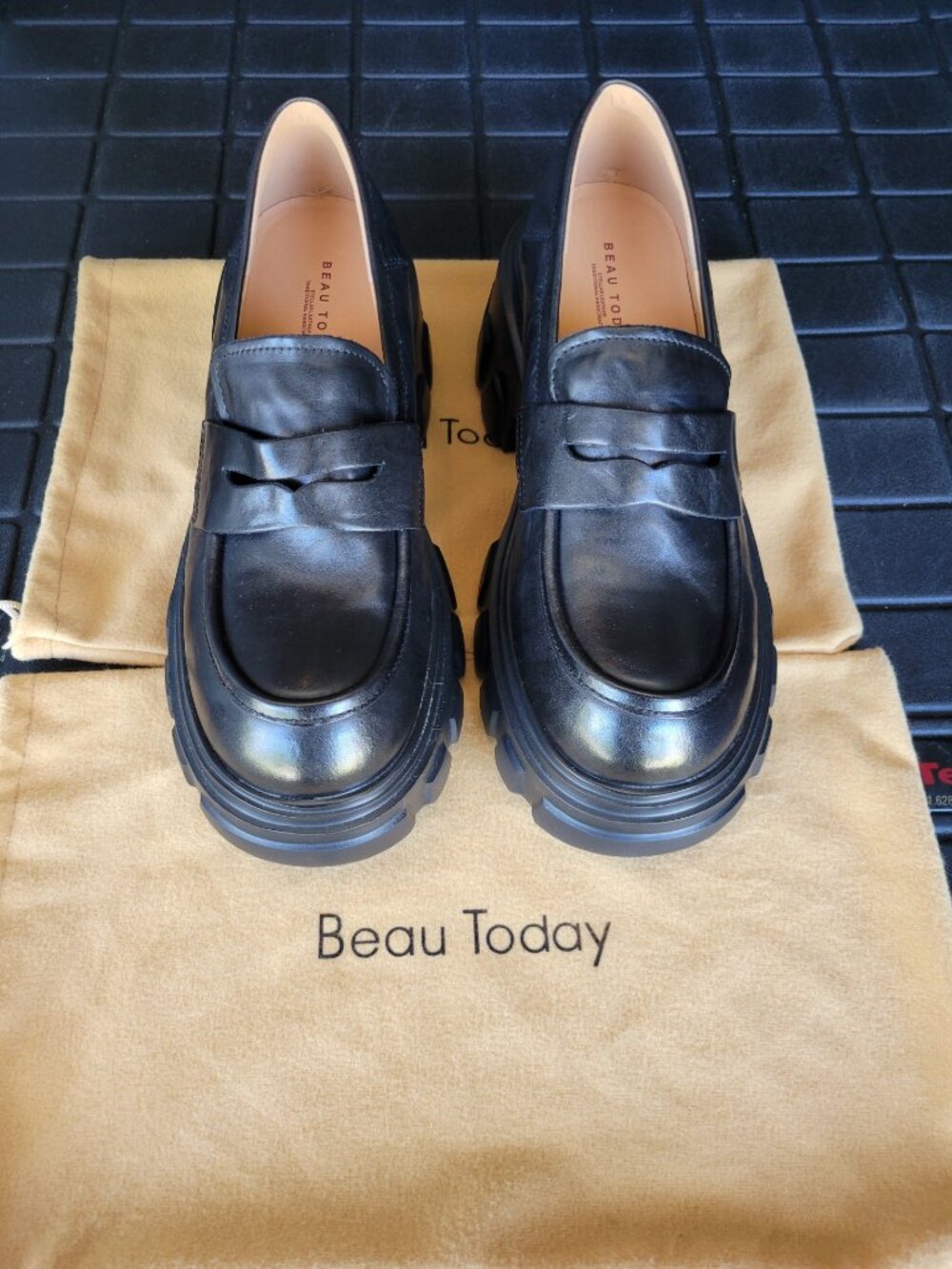 BEAU TODAY CHUNKY LOAFERS